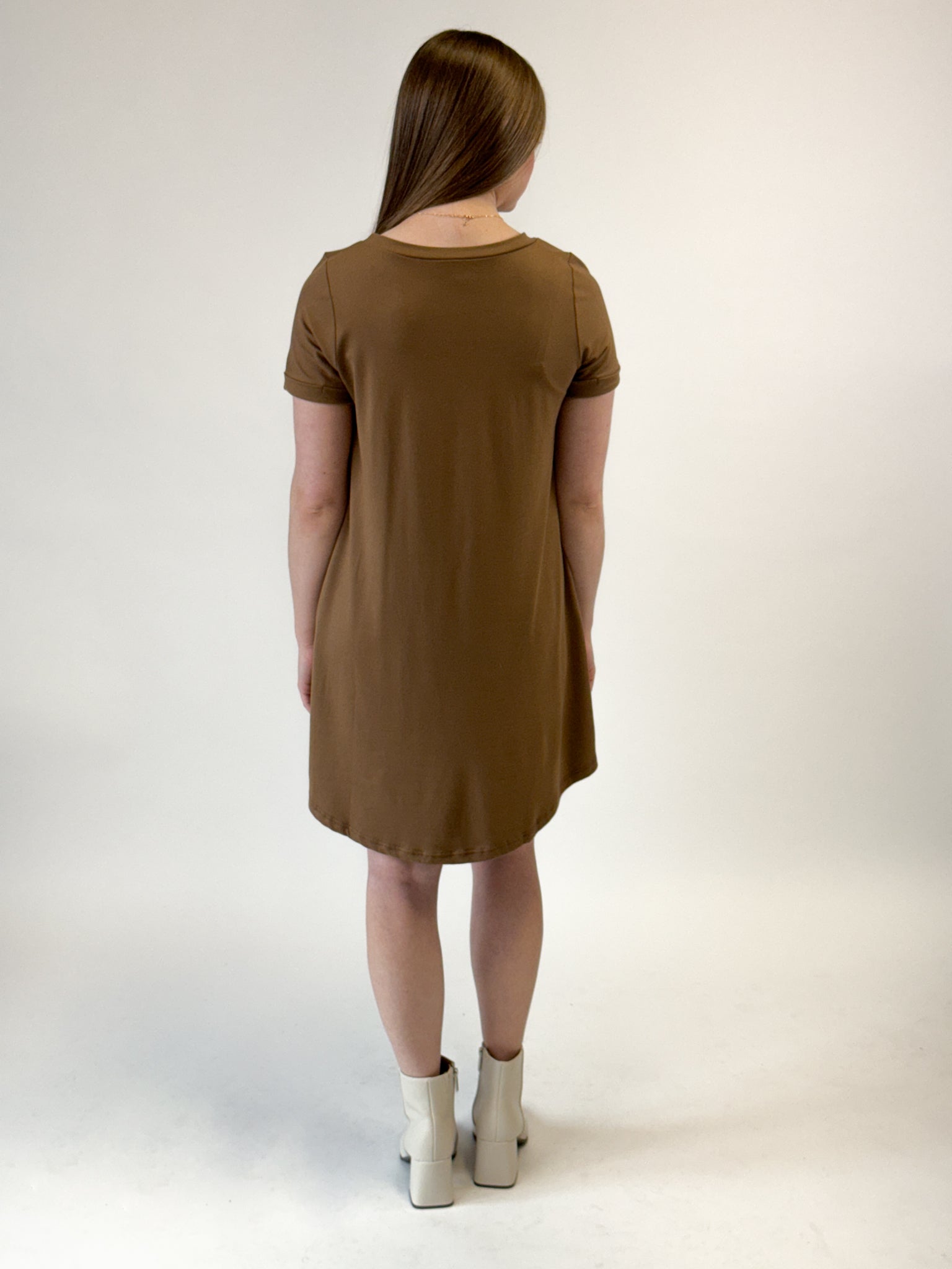 Round Neck Short Sleeve Knit Dress