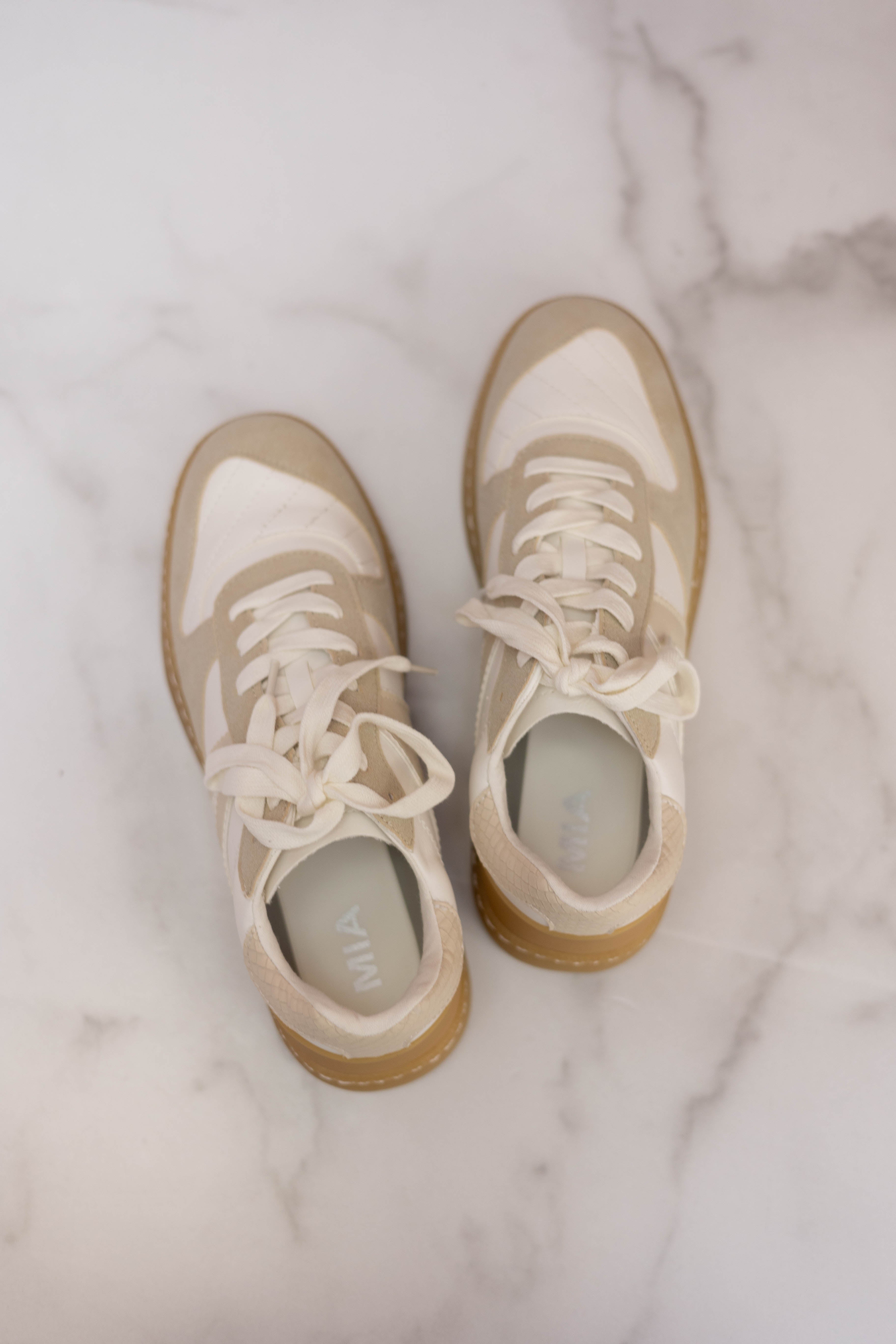 MIA Vesta Sneakers - White/Ecru