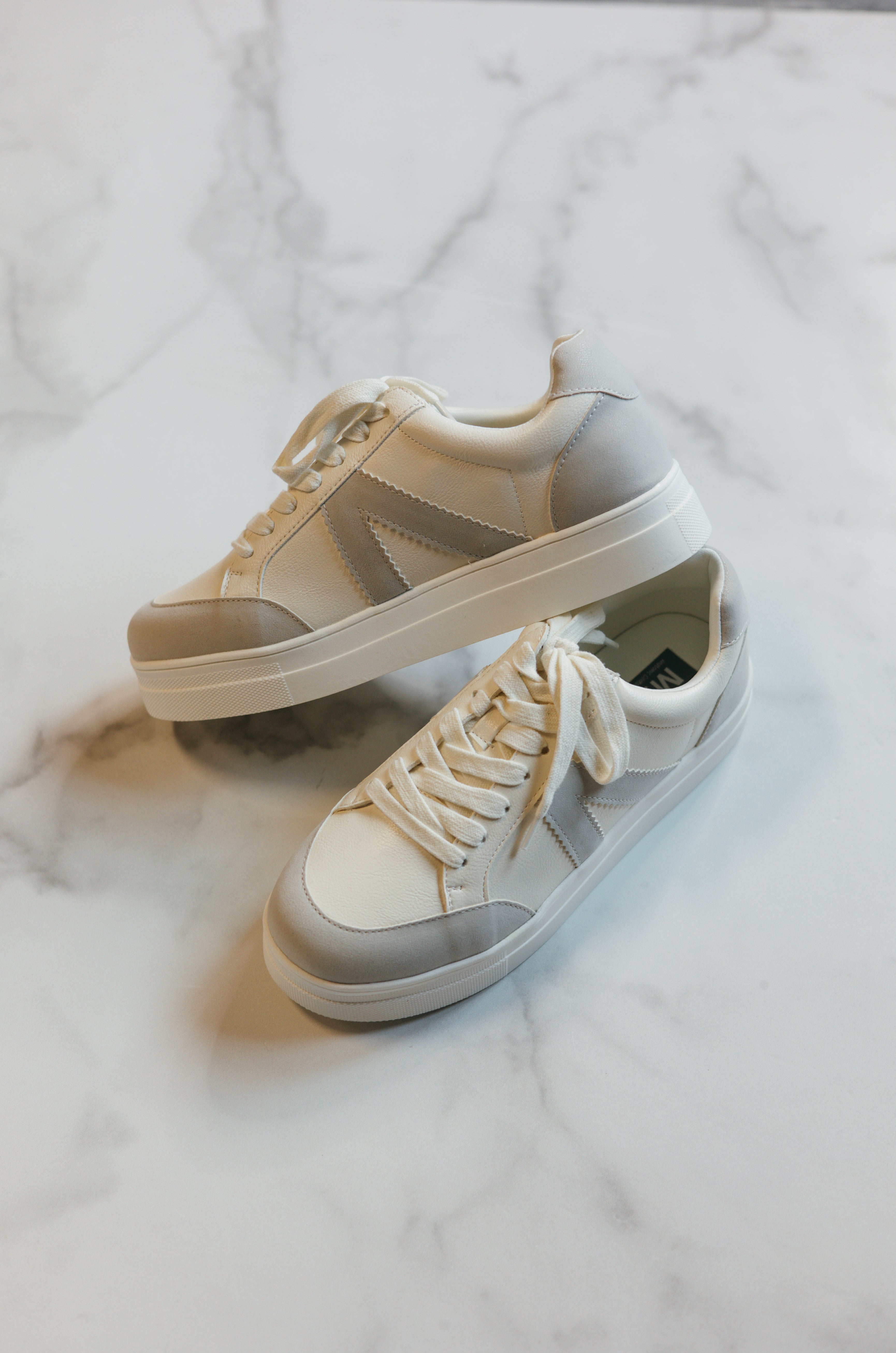 Mia Astra Sneaker - Multi White