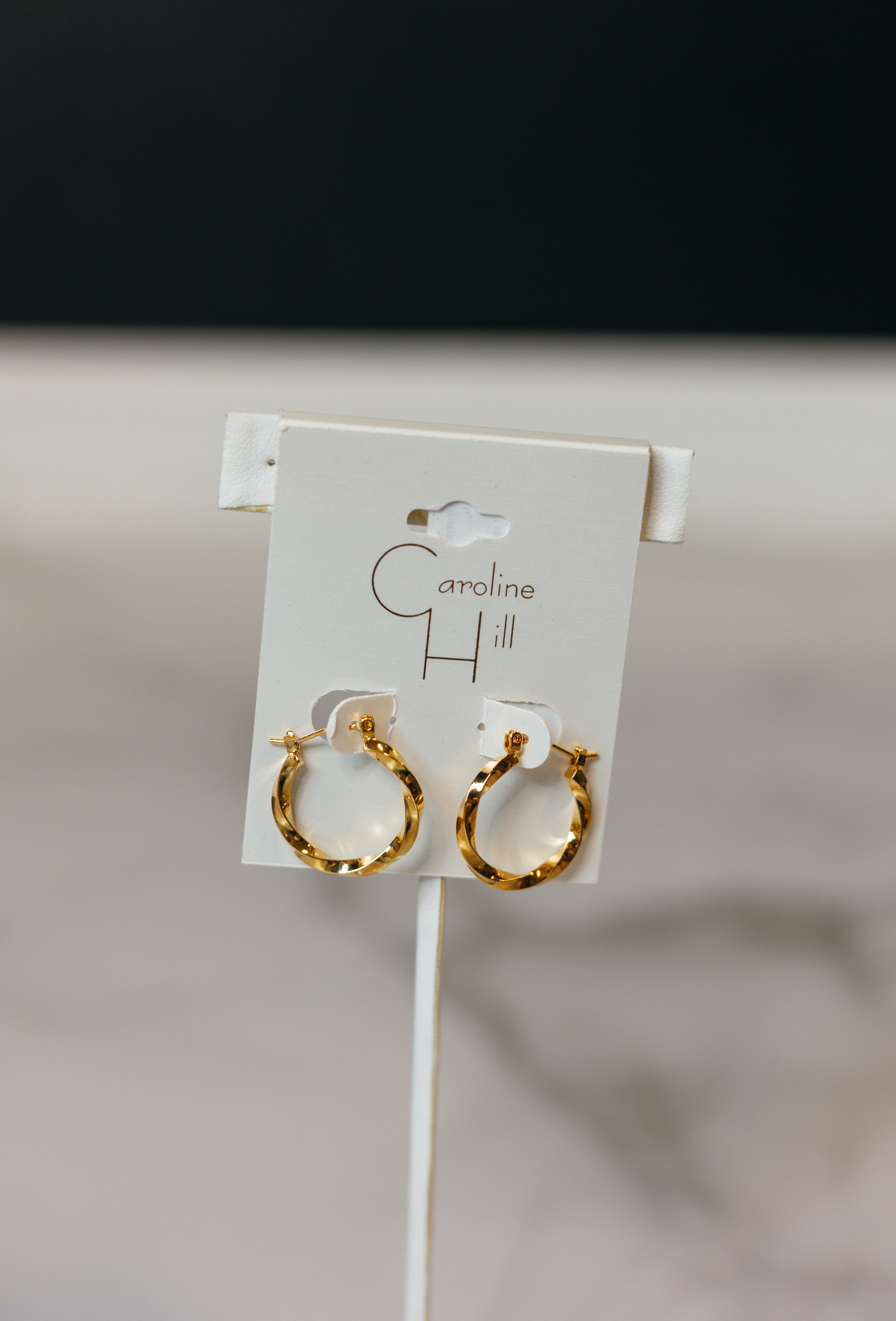 Hemmingford Twisted Hoop Earring - Gold