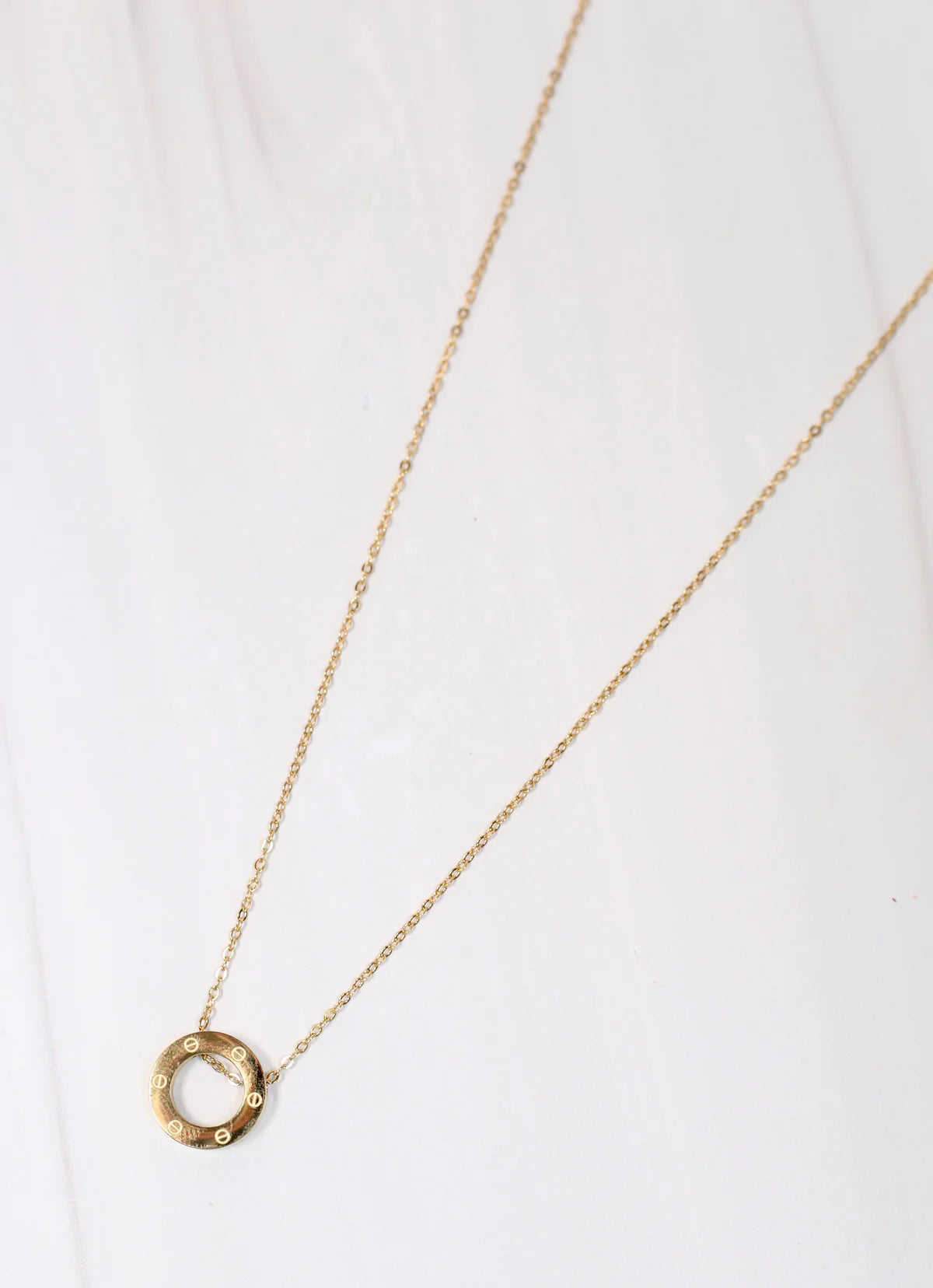 Britannia Circle Charm Necklace - Gold